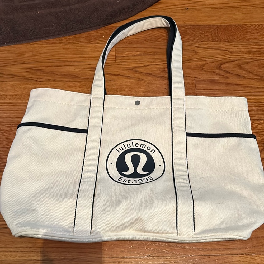 lululemon canvas tote bag
